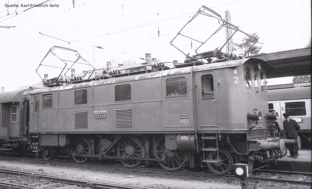 Piko 51412 Sound-E-Lok BR E 32 DB III, inkl. PSD XP 5.1 PluX22 S