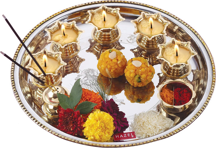 HAZEL Edelstahl Puja Pooja Aarti Thali Set 28 cm mit 5 Diva, 1 Räucherstäbchenhalter und Kumkum Wati