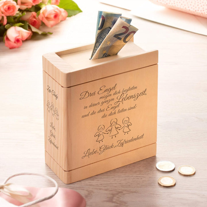 Casa Vivente Spardose aus Holz mit Gravur zur Taufe, Motiv Engel, Sparbüchse als Taufgeschenk für Mä