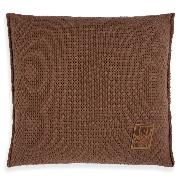 KNIT FACTORY - Jesse Zierkissen - Quadratische Sofa Kissen - Tobacco - Gestrickter Dekokissen - Couc