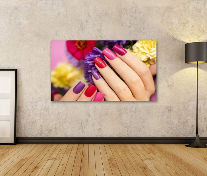 islandburner Bild auf Leinwand Nageldesign Blumen Farbiger Lack Frau Hand Bilder Wandbilder Poster L