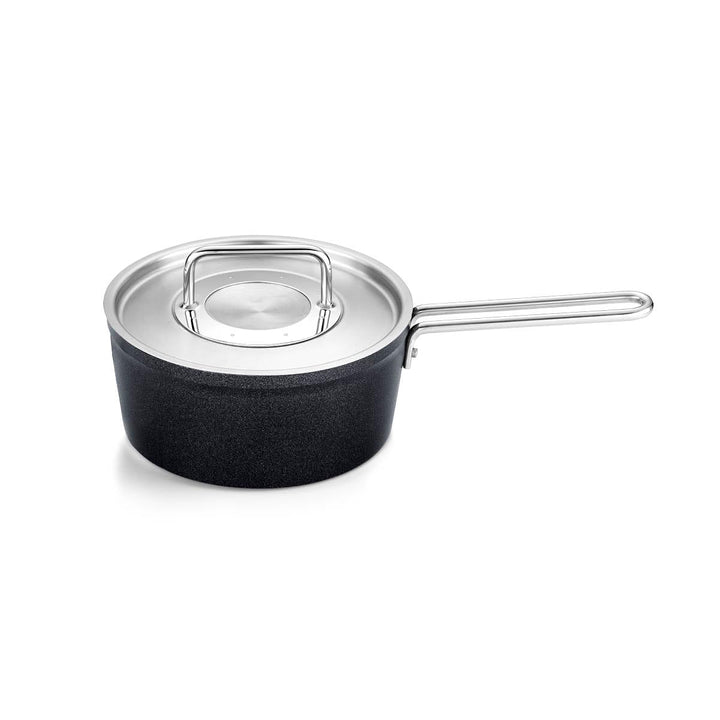 Fissler Adamant / Aluminium-Stielkasserolle (Ø 18 cm, 2 Liter) beschichtet, mit Metall-Deckel, antih