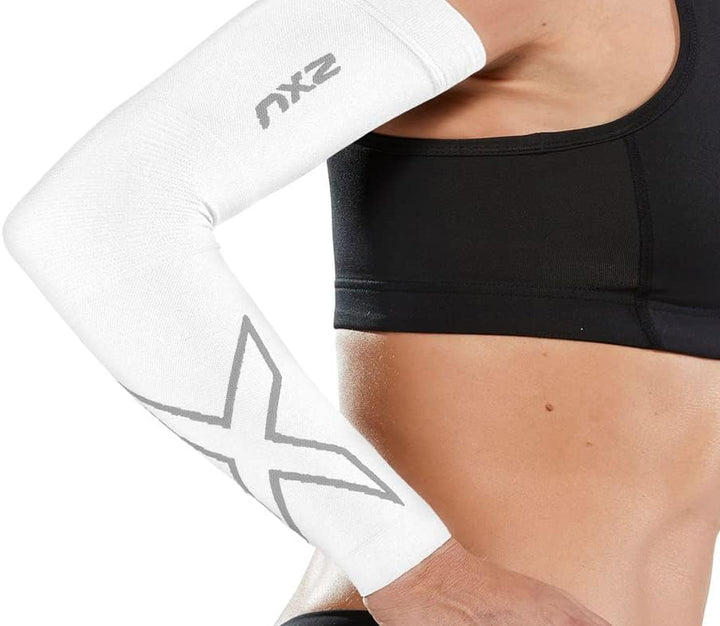 2XU Herren Ua4009a Flex Compression Arm Sleeves L Weiss/Grau, L Weiss/Grau