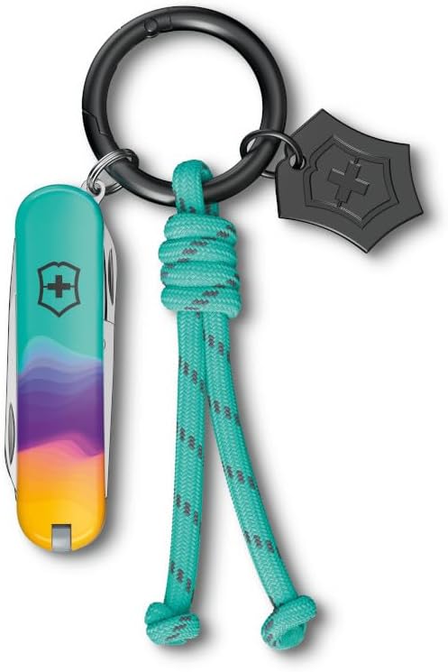 Victorinox Taschenmesser Classic SD, 7 Funktionen, Swiss Made, Multitool für Frauen, Schlüsselanhäng