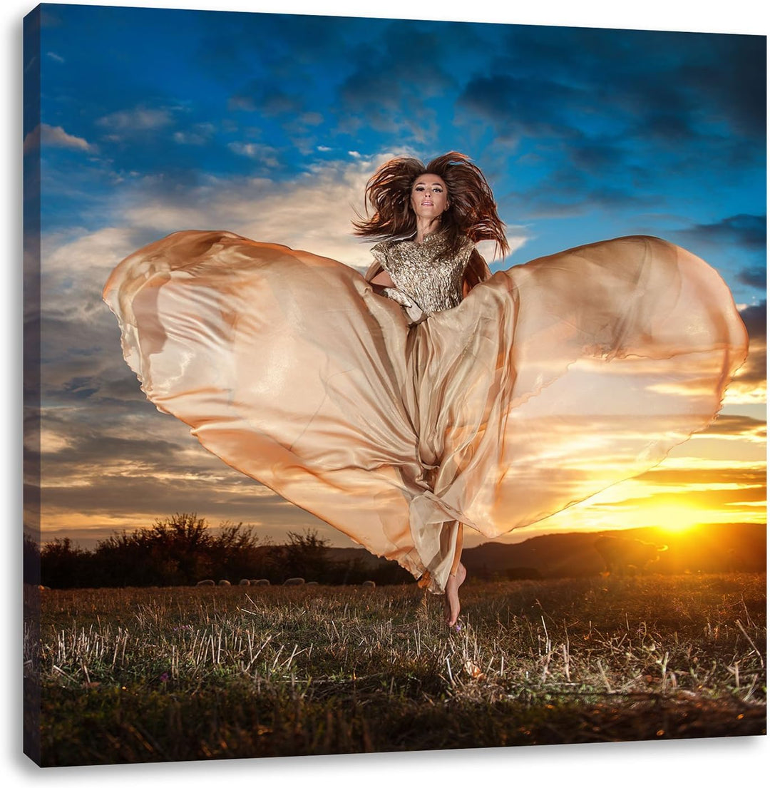 Pixxprint Frau mit Kleid bei Sonnenuntergang als Leinwandbild/Grösse: 70x70 cm/Wandbild/Kunstdruck/f