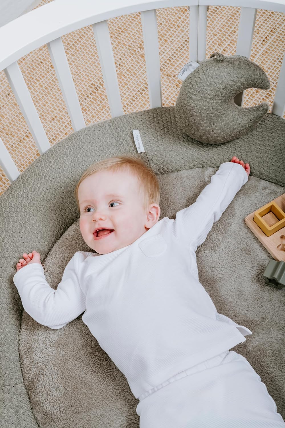 BO BABY'S ONLY - Laufgittereinlage Sky - Gestrickte Krabbeldecke für Baby - Aus Baumwolle - Ø95 cm -