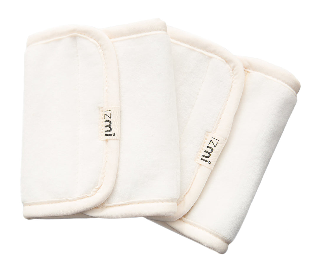 IZMI Comfort Set (1Paar Schultergurtschoner + 1 x Lätzchen) creme