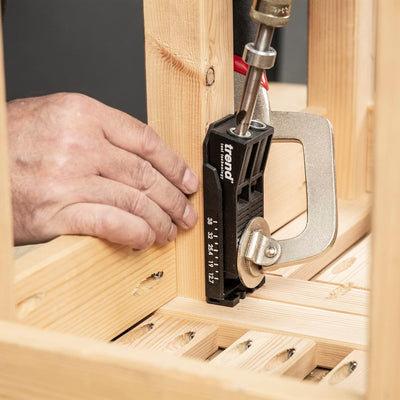 Trend Twin Pocket Hole Jig, anpassungsfähige und tragbare Taschenbohrlehre für unterwegs, PH/JIG/C