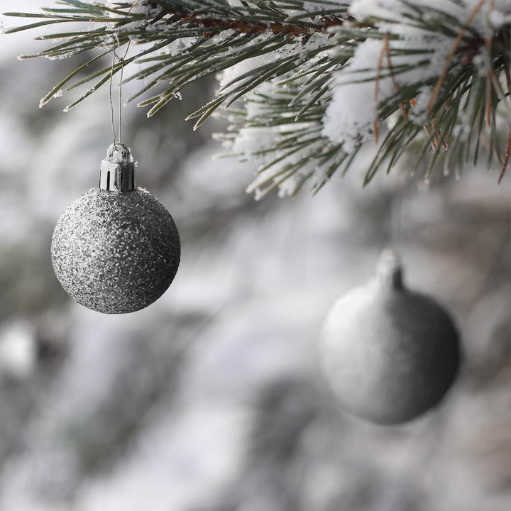 com-four® 51x Weihnachtskugeln, Christbaumkugeln bruchsicher aus Kunststoff für Weihnachten, Baumsch