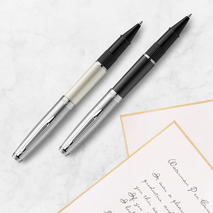 Waterman Emblème Rollerball, schwarz mit Chromzierteilen, feine Schreibspitze, schwarze Tinte, Gesch