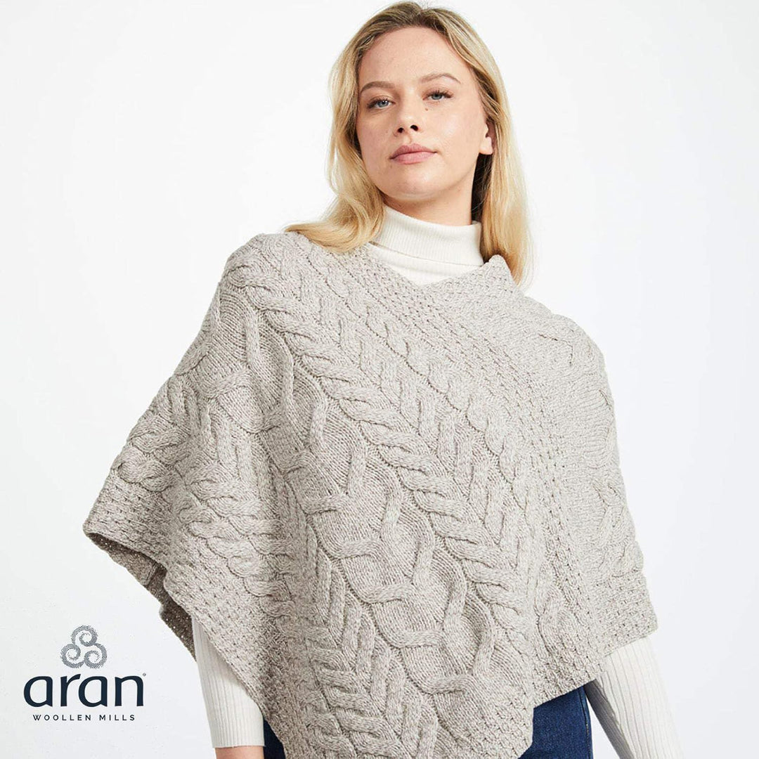 Aran Woollen Mills Superweicher Stilvoll Poncho aus 100% Merinowolle Einheitsgrösse Haferflocken, Ei