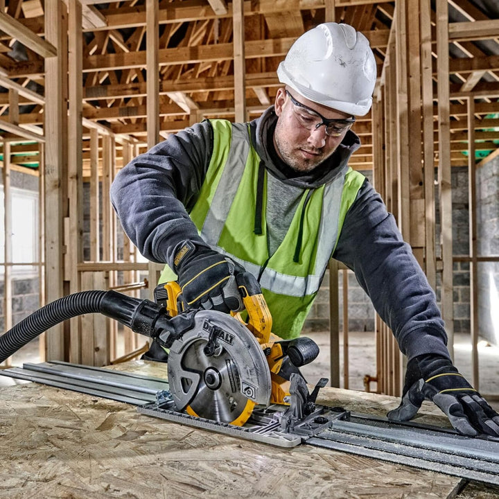 DEWALT 18V Akku-Handkreissäge DCS572NT (bürstenlos, 58 mm Schnitttiefe, mit Spindelarretierung, inte