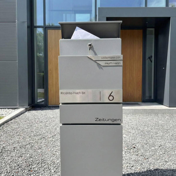 Metzler Standbriefkasten freistehend in RAL9007 Graualuminium für 2 Parteien mit Zeitungsfach - Zwei