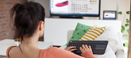 Logitech K400 Plus Kabellose TV-Tastatur mit Touchpad, 2.4 GHz Verbindung via Unifying USB-Empfänger