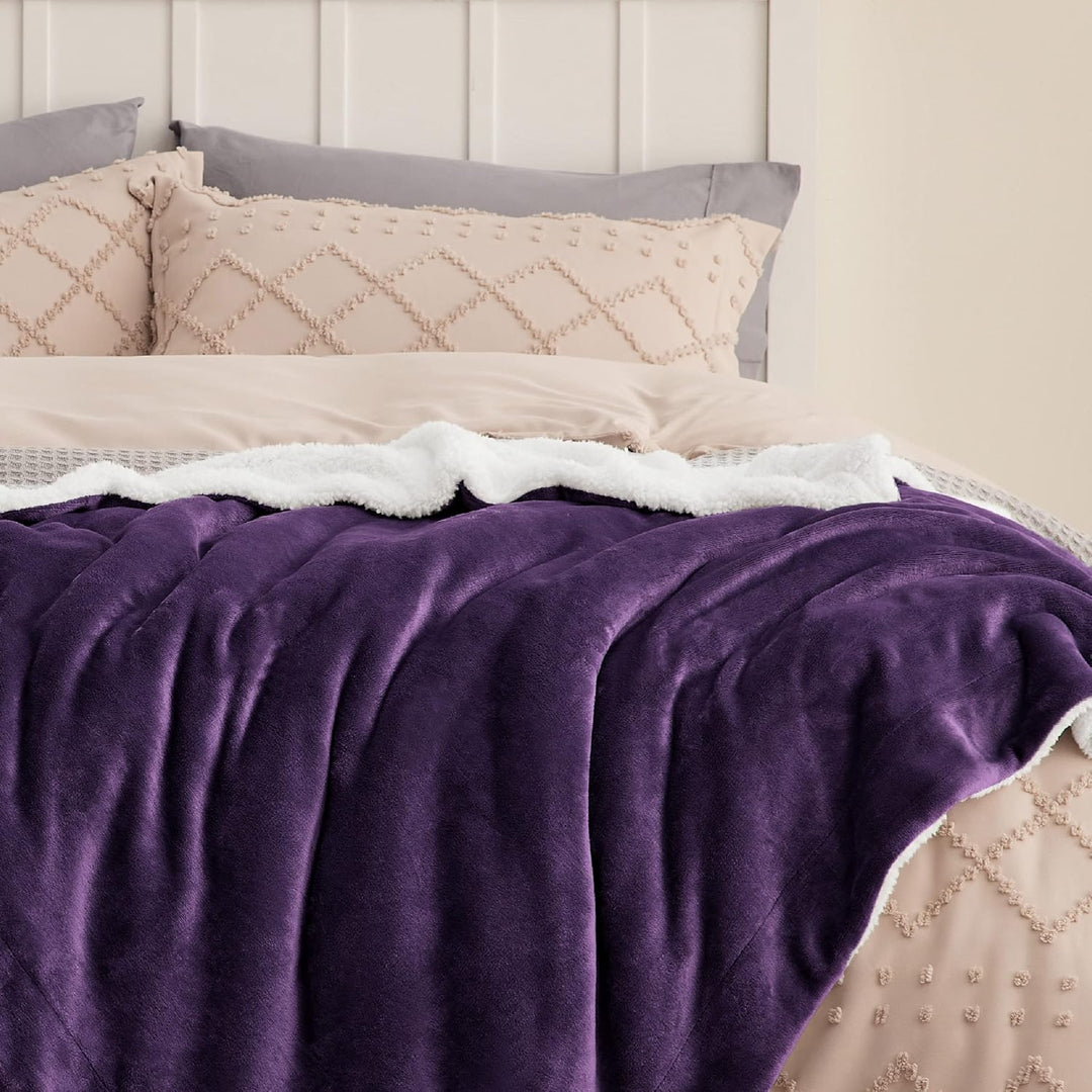 BEDSURE Kuscheldecke - Warm Sherpa Wolldecke & Sofadecke, Flauschig Sofaüberwurf Decke, Dicke Couchd