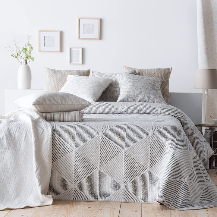 VIALMAN Leichte Tagesdecke Sofia 27 für Doppelbett von 180 und 200 cm, Tagesdecke für Betten mit 180