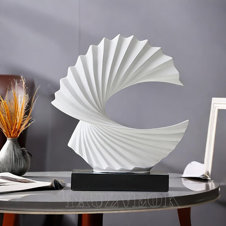 Tauzveok Abstract Sculpture, Modern Decoration in White, Decorative Spiral from Harz 28 cm high for