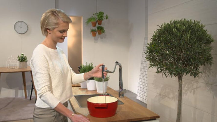 hansgrohe Metris Einhebel-Küchenarmatur, Komfort-Höhe 320mm mit ausziehbarer Brause und Schwenkausla