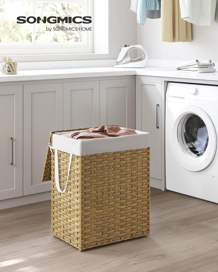 SONGMICS Wäschekorb 90 Liter, handgeflochten, Wäschesammler aus synthetischem Rattan, mit Deckel und