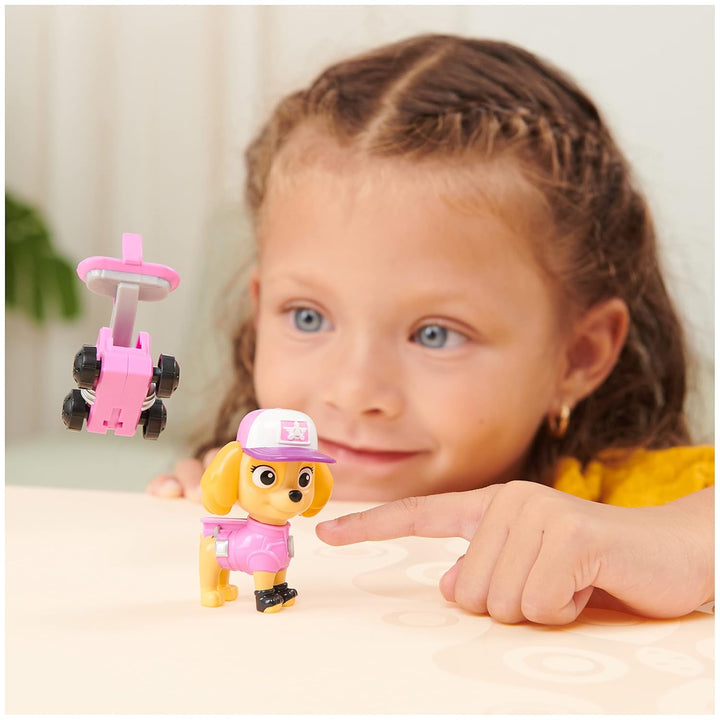 PAW PATROL 6065252, Big Truck Pups, Skye Action-Figur mit Rettungsdrohne zum Anheften, Kabine als Ha
