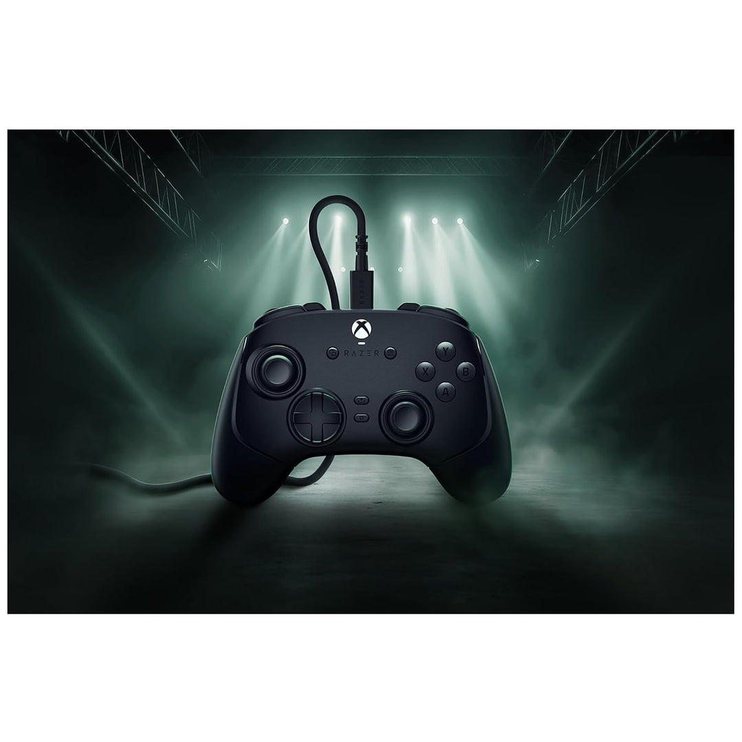 Razer Wolverine V3 Tournament Edition - Kabelgebundener Esports Controller für Xbox X|S & PC (Mecha