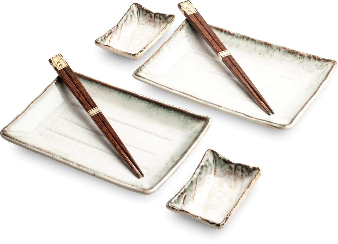Sushi Set SHIRO weiss Porzellan Sushiset Geschenkset hergestellt in Japan zwei Sushi Teller zwei Sch