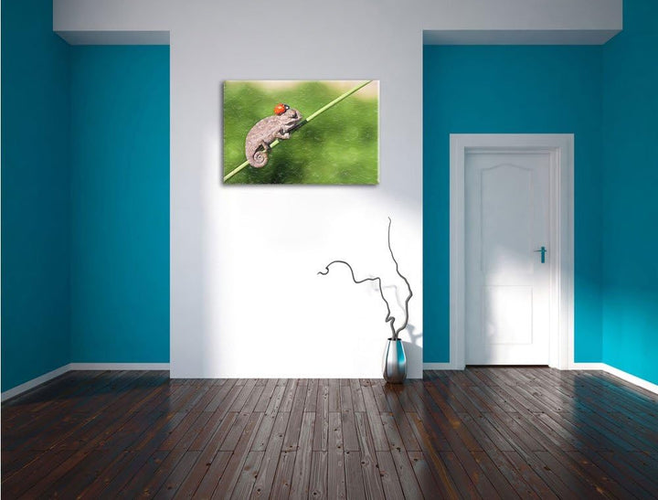 Pixxprint Süsser Gecko mit einem Marienkäfer als Leinwandbild/Grösse: 100x70 / Wandbild/Kunstdruck/f