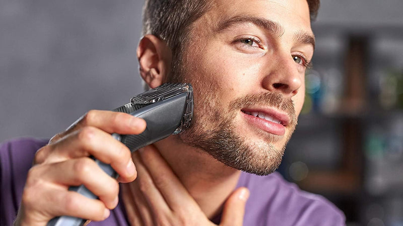 Philips Hair Clipper Series 3000 Haarschneider mit Trim-n-Flow-Technologie (Modell HC3530/15) 2 Kämm