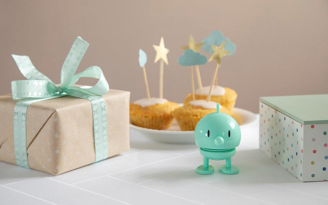 Hoptimist Bumble, Wackelfigur Deko Skandinavisch, Deko Wohnzimmer, Schreibtisch Deko, Büro Gadgets,