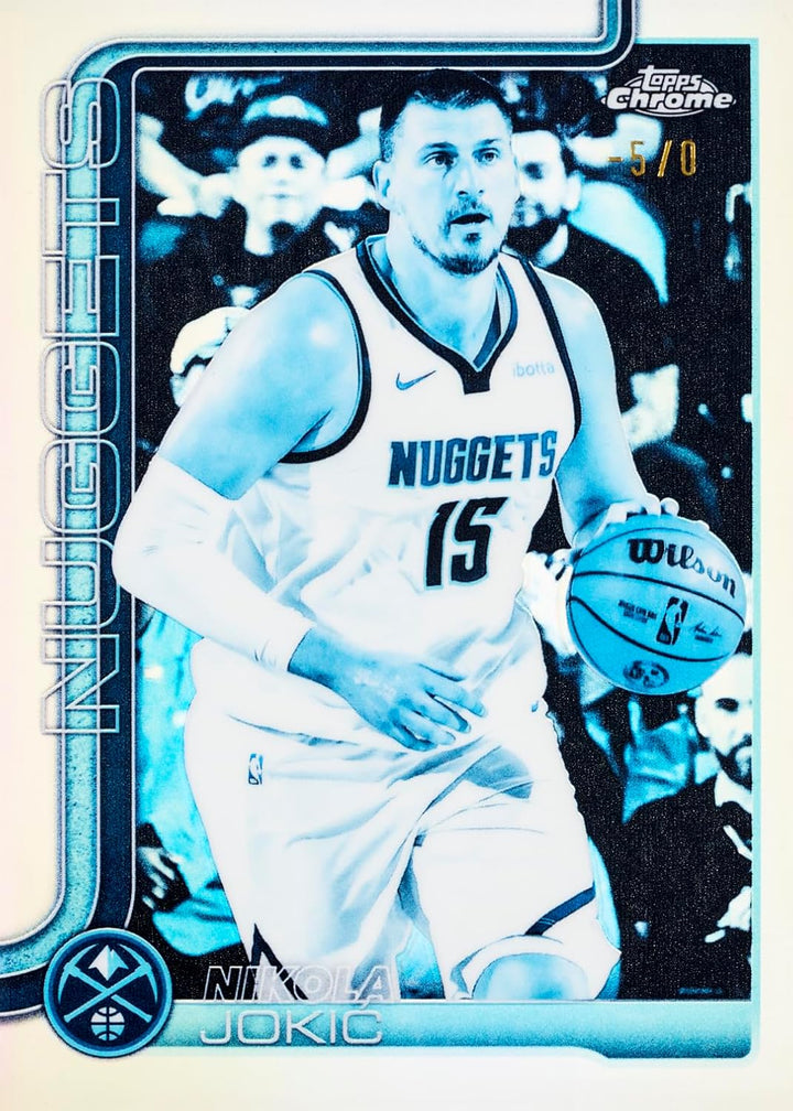 2025-26 Topps Chrome Basketball – Vorteilsbox (4 Karten pro Packung, 7 Packungen pro Box)
