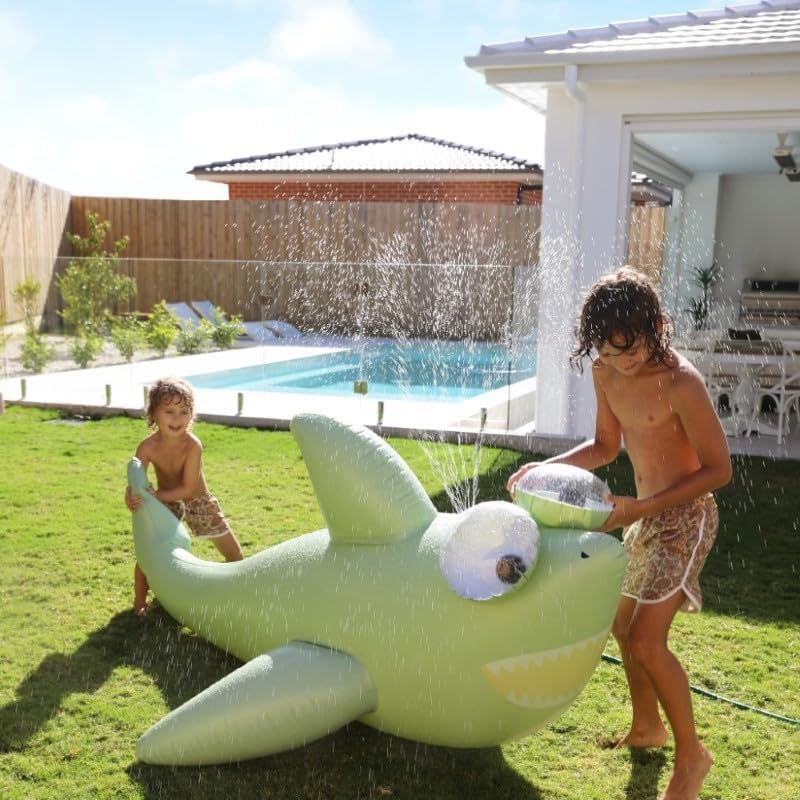 Sunnylife - Aufblasbarer Giant Regner - Shark Tribe, Khaki