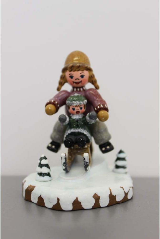 Hubrig-Volkskunst Winterkinder Schlittenfahrerin * Höhe 7cm