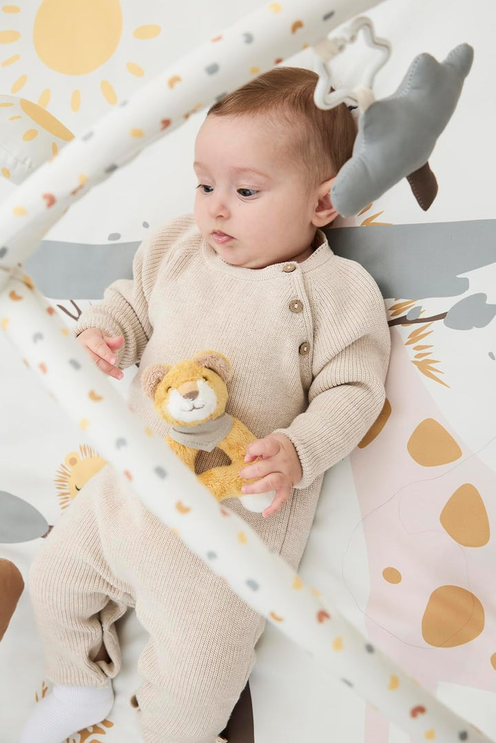 Sterntaler Spielbogen Giraffe & Löwe – weiche Spieldecke mit Druckmotiv – abnehmbare Spielfiguren mi
