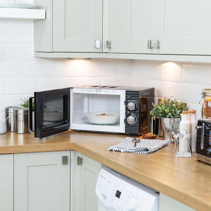 Russell Hobbs RHM1731B Inspire Solo Mikrowelle, 17 Liter, 700W, Schwarz, mit 5 Leistungsstufen, Time