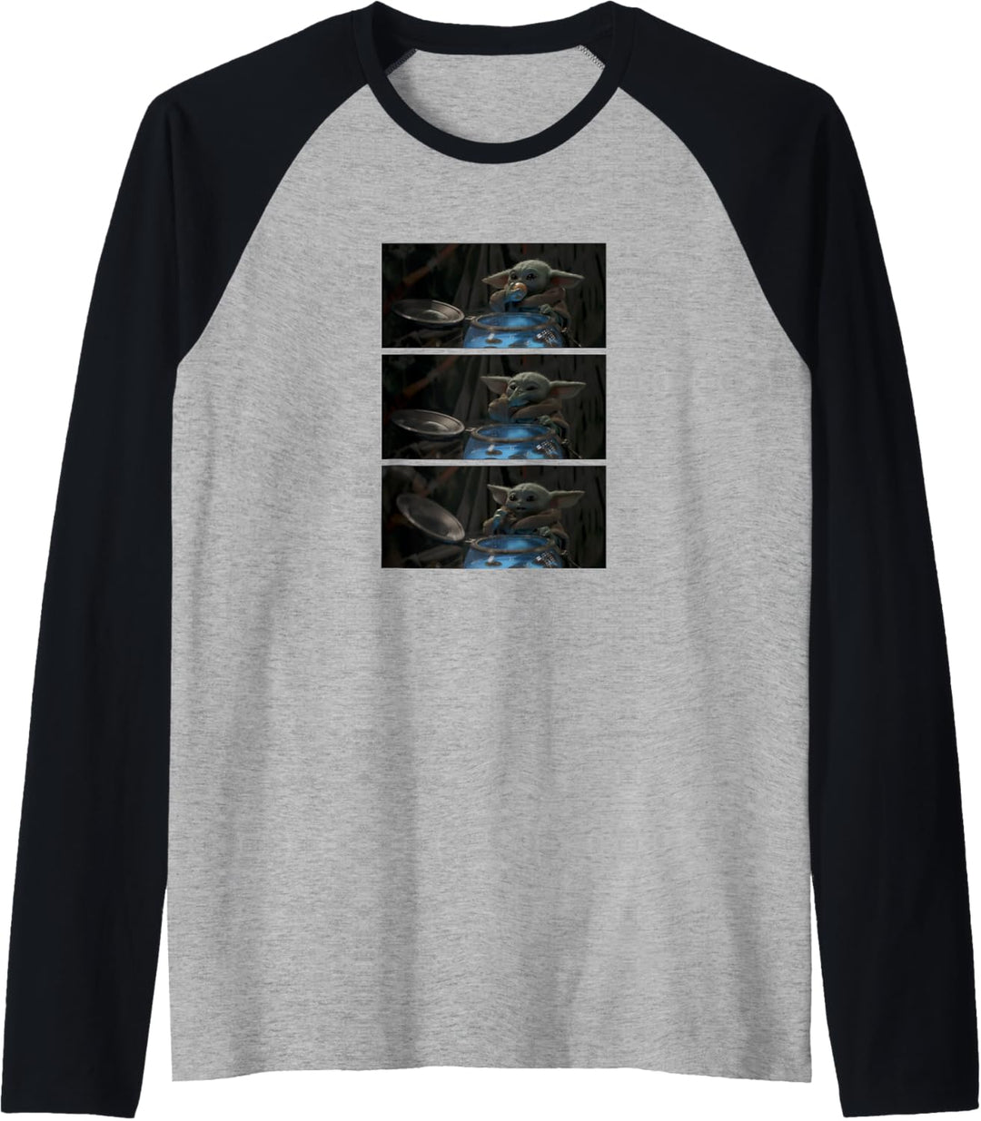 Star Wars: The Mandalorian The Child Eating Panels R4 Raglan
