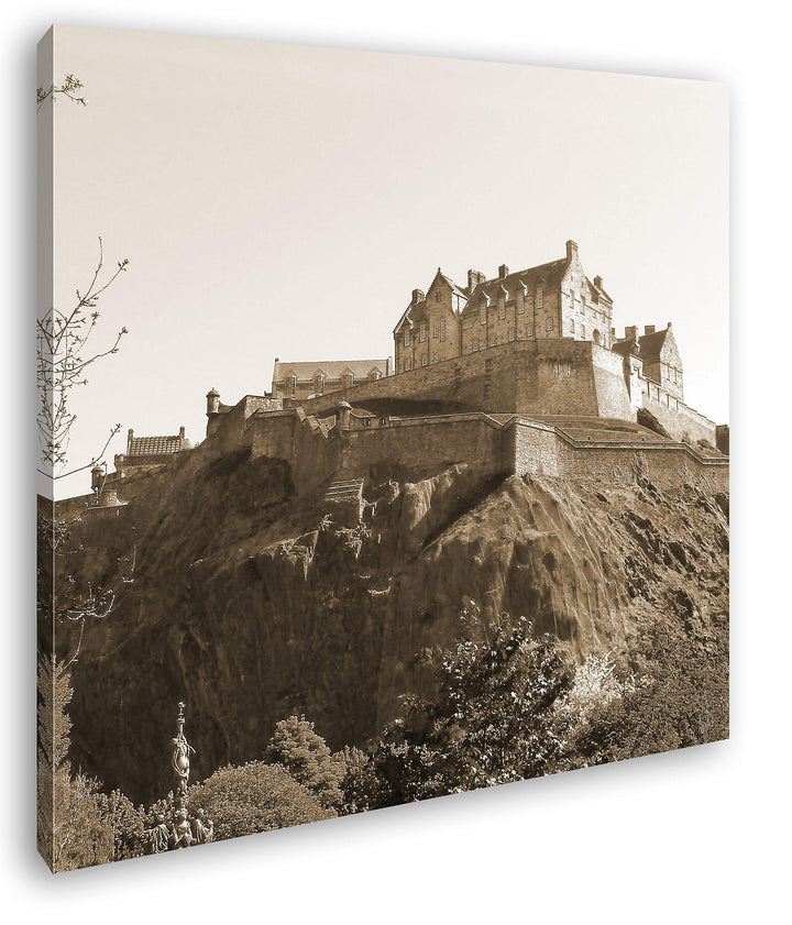 deyoli Burg in Edinburgh Schottland Format: 60x60 Effekt: Sepia als Leinwandbild, Motiv auf Echtholz