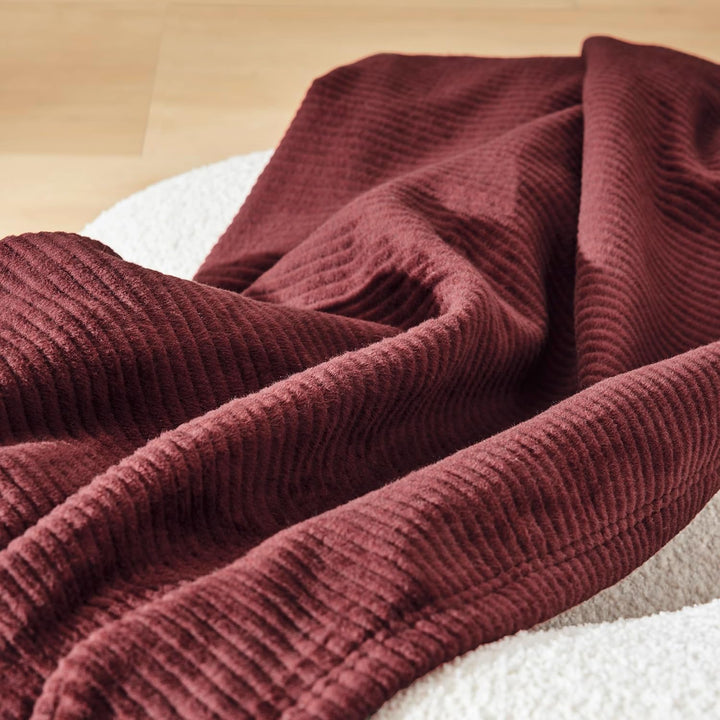 Ibena Cord Decke 150x200 cm - Baumwollmix weich, Made in Germany, warm &amp; waschbar, Kuscheldecke dunk