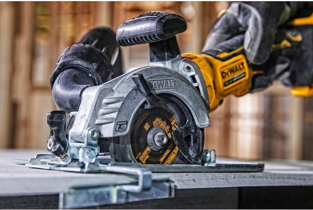 Dewalt DCS571N-XJ Handkreissäge, solo Einzelbett, Einzelbett