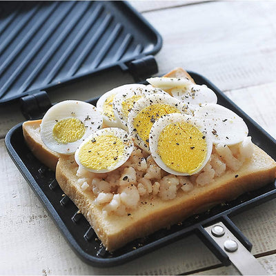 TAMUME Gerillt-Oberfläche Sandwichtoaster Antihaft-Torteneisen mit Stabilem Griff, Toastie Sandwich