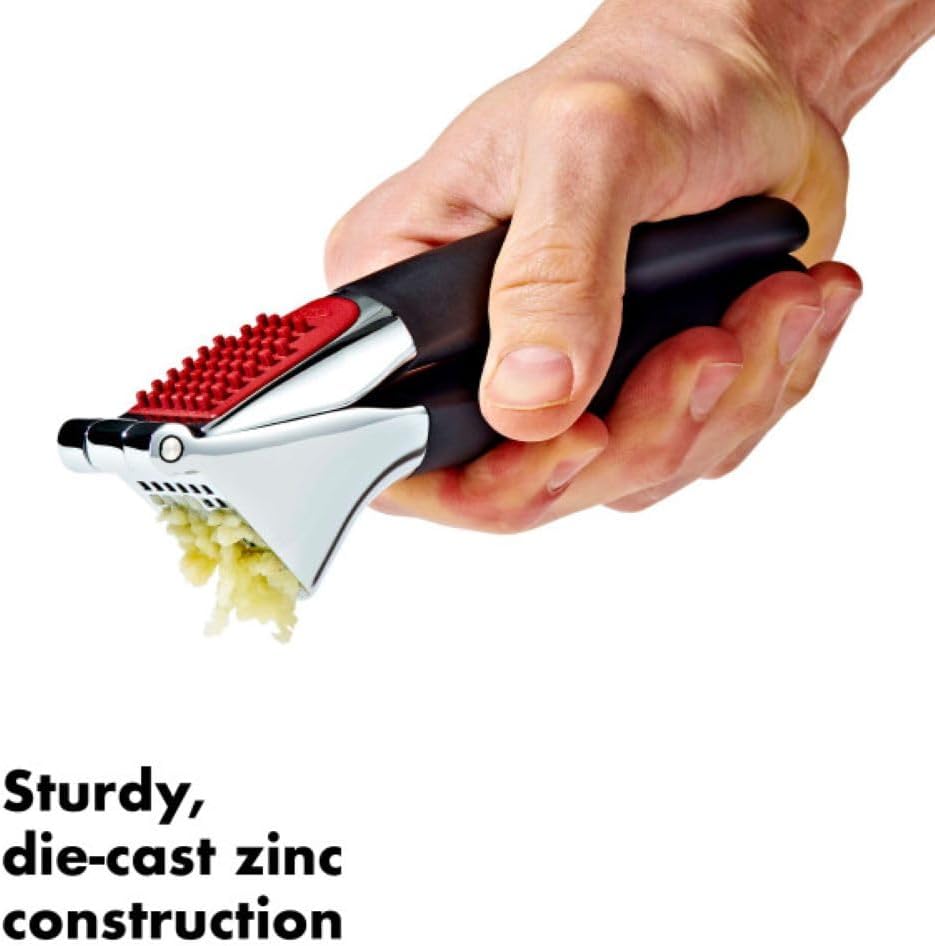 OXO Good Grips Knoblauchpresse zum Zerdrücken von Knoblauch und Ingwer – spülmaschinenfest Single, S