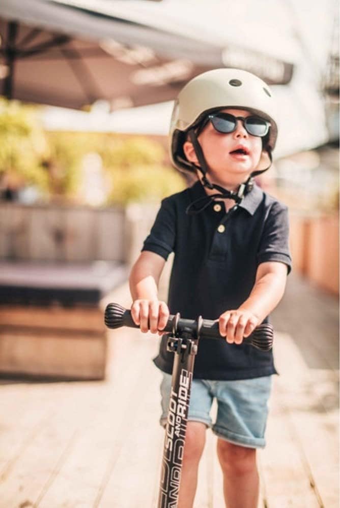 Scoot and Ride Helm XS Groen met Lijntjes