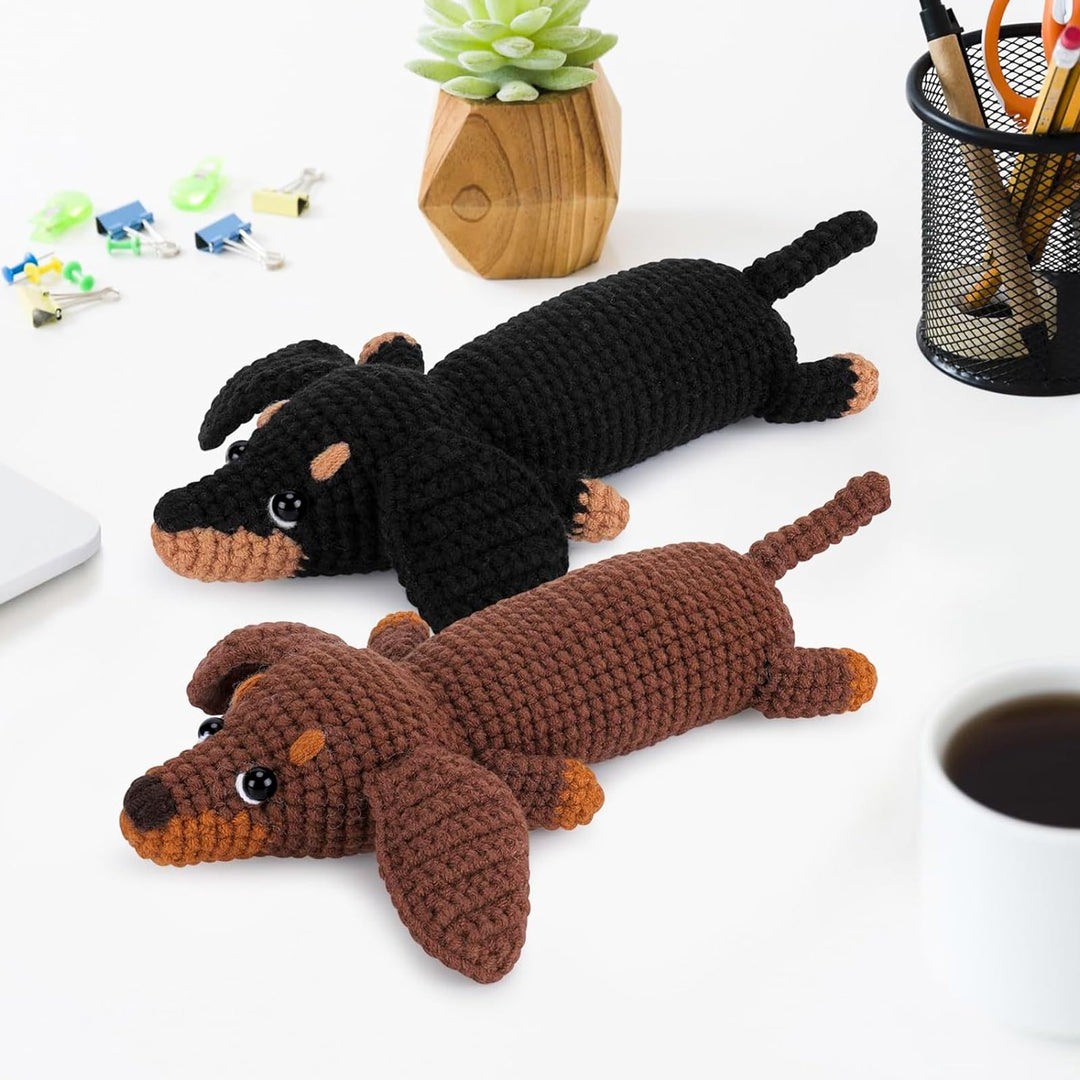 CEWROM Häkelset für Anfänger, 2 Komplett Dackel Hund Häkeln Set, mit Garnhaken, Nadeln, Häkelset, An