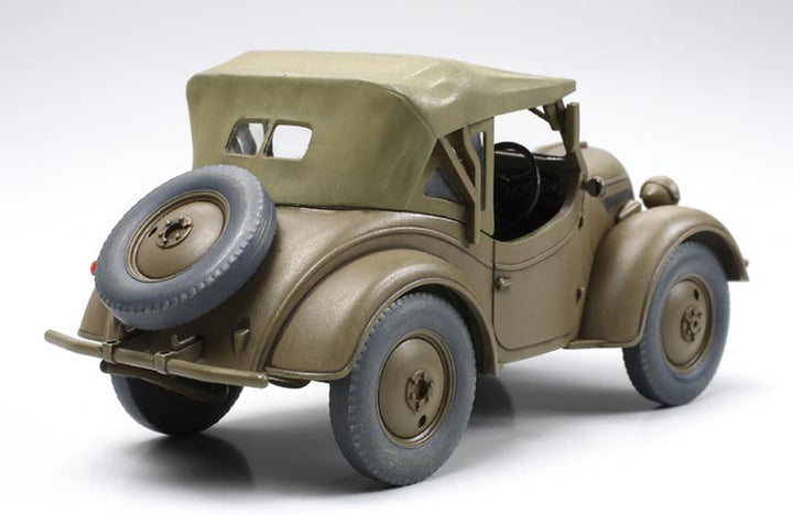 Tamiya 32558 1:48 Jap. Lt. Fhzg.Kurogane 4x4 (2) - Originalgetreue Nachbildung, Modellbau, Plastik B