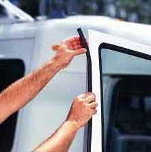 Extrusionsdichtung, Randbesatz, Grösse: Medium, U-Höhe:1,35 mm. Klemmbereich: 1,2 mm - 3,57 mm. 6 Me