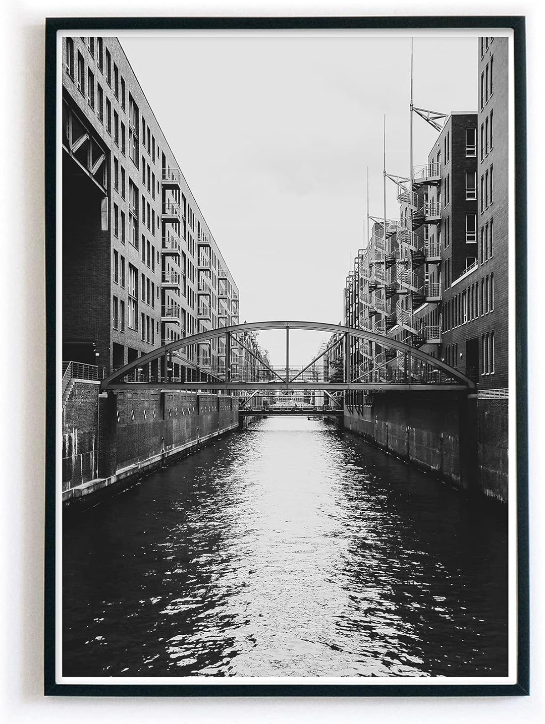 Hamburg Poster für dein Wohnzimmer – verschiede Grössen – Hamburger Bilder | Nordliebe | Schwarz Wei