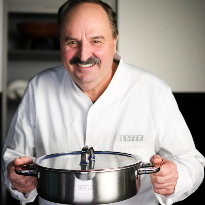 Johann Lafer – Kochtopf Induktion - Bratentopf 28 cm 4,5 L Edelstahl mit Glasdeckel | Akkutherm-Spei