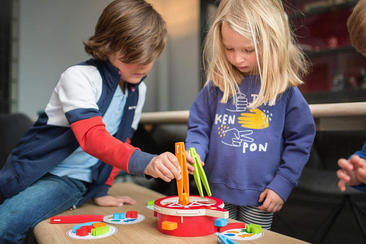 BS Toys Veggie, Rot - Holzspielzeug für Kinder - Motorikförderung - Gemüse sammeln und spielerisch l