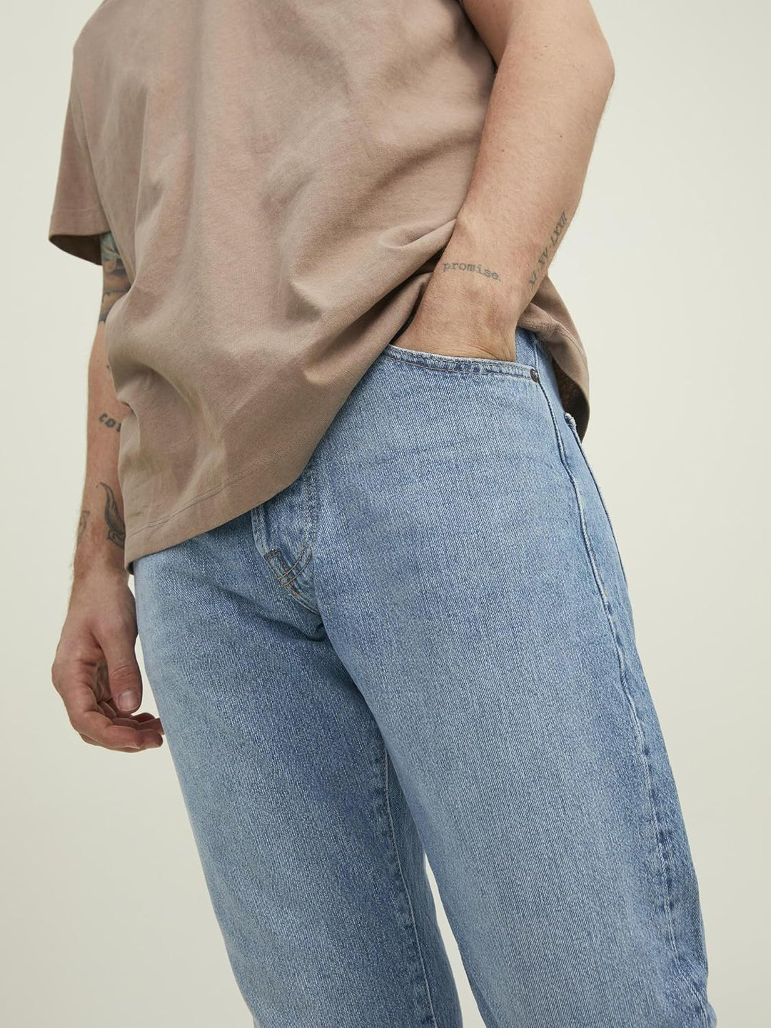 JACK & JONES Male Relaxed Fit Jeans JJICHRIS JJCOOPER JOS 890 PCW NOOS Relaxed Fit Jeans 33W / 32L B