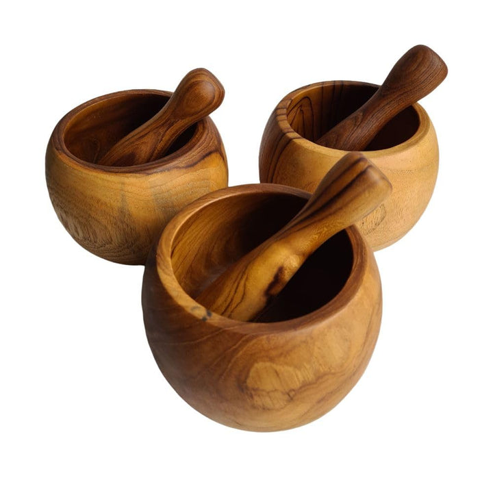WINDALF Robuster Mörser mit Schlegel BARI Ø 13 cm Kräuter Knoblauch Pesto Holzmörser aus Teakholz Ha