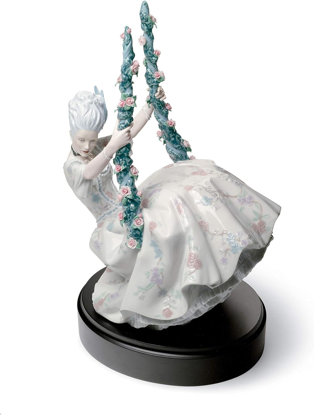 LLADRÓ Figur Rokokodame Auf Der Schaukel. Dame. Porzellan.